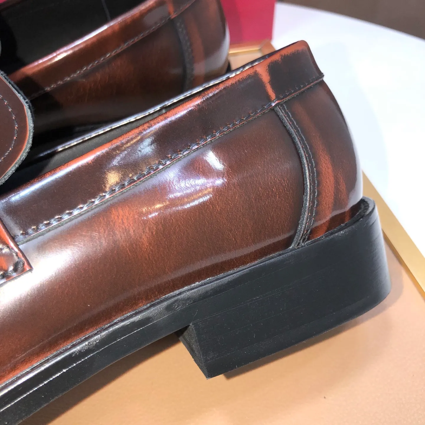Men's shoes 💰540💰 [Ferragamo/Ferragamo] The latest model from the counter. Original imported high-quality cowhide with open sides + imported 🐂 cowhide lining + original luxury metal buckle + original combination outsole. Comparison is stress-free 38–45 (45 is custom-made and cannot be returned or exchanged)